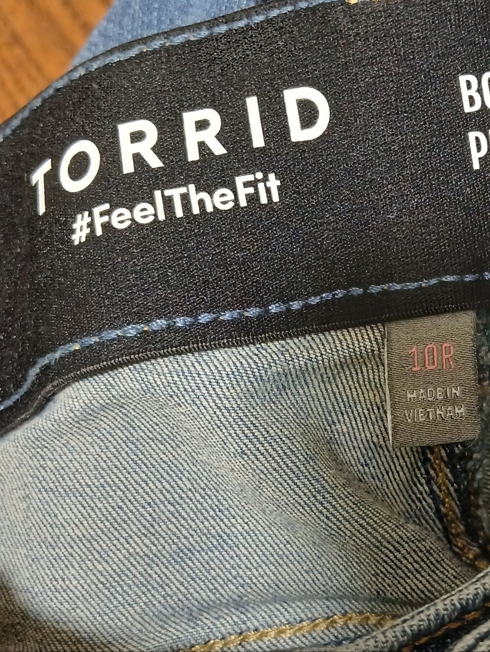 $11 Torrid Jeans Bombshell Skinny Premium Stretch Blue Denim Business Casual - Picture 3 of 7